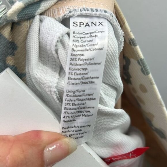 Spanx Jean-ish Ankle Leggings Abstract print blue size Medium Pull on Jeans - Picture 5 of 9